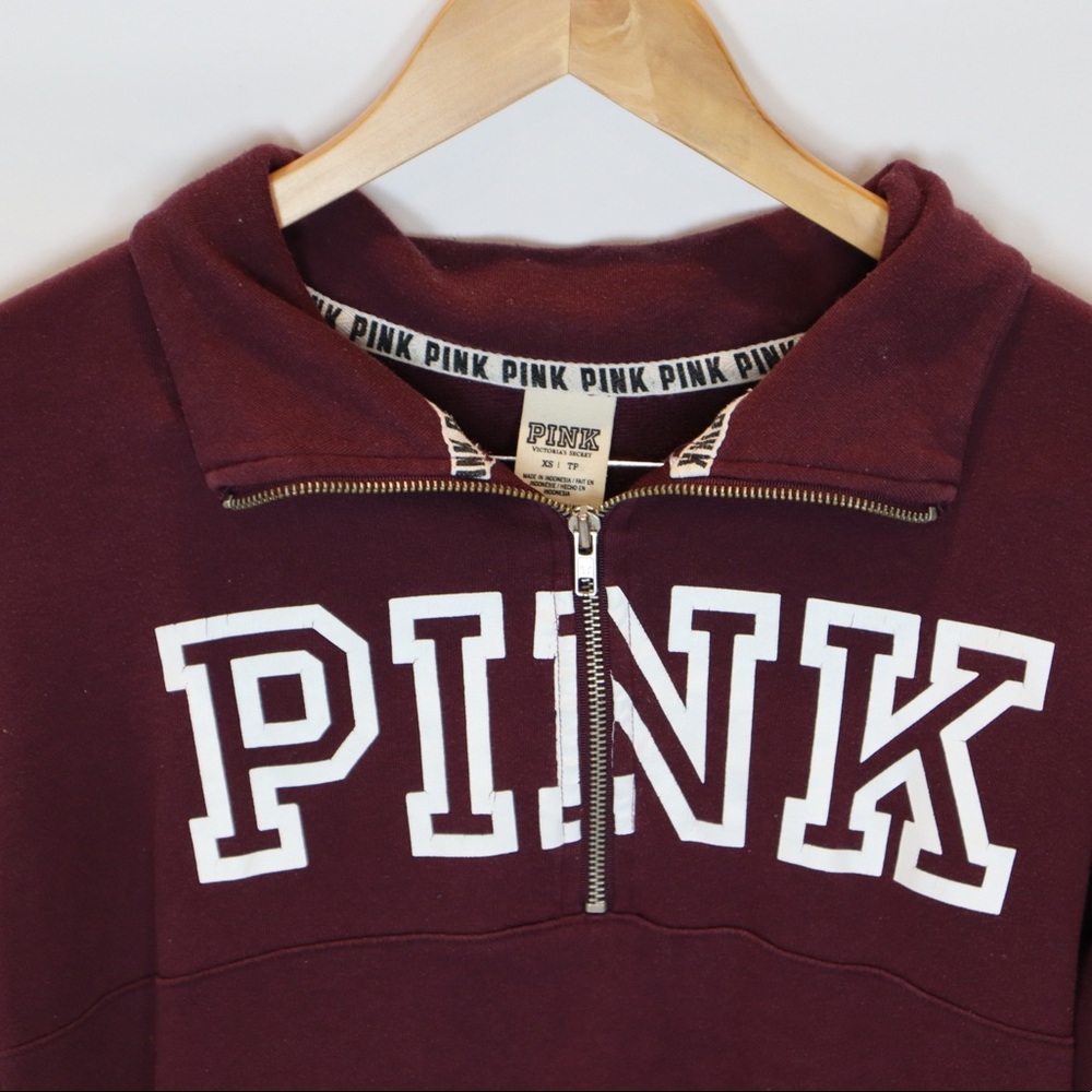 Victoria secret pink half zip • fits size small •